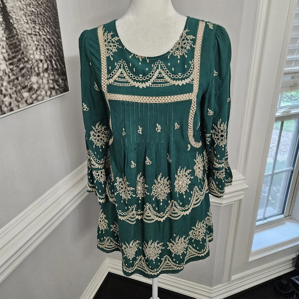 Ivy Jane green Floral Embroidered Bell Sleeve Tunic Top Blouse Dress Eyelet XS - Picture 2 of 8